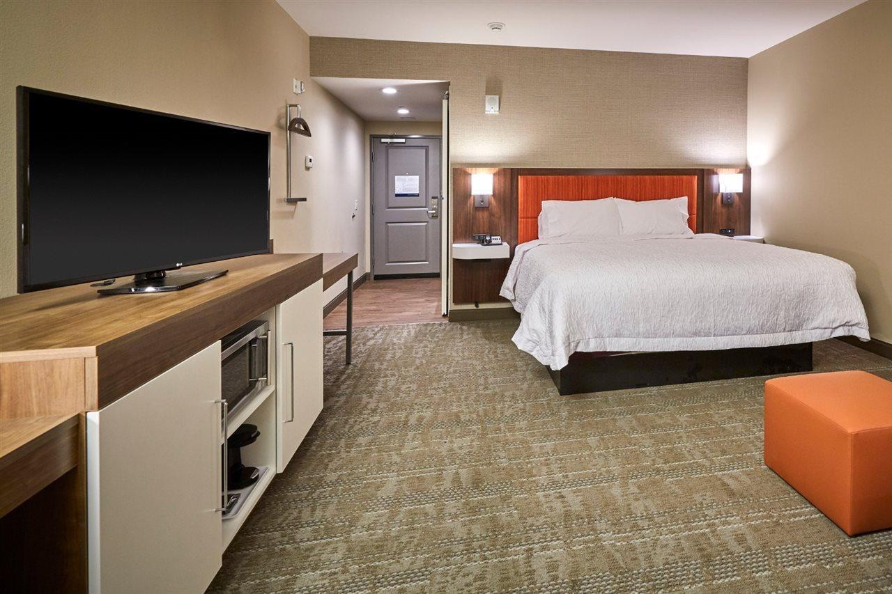 Hampton Inn & Suites Roseburg Exteriör bild