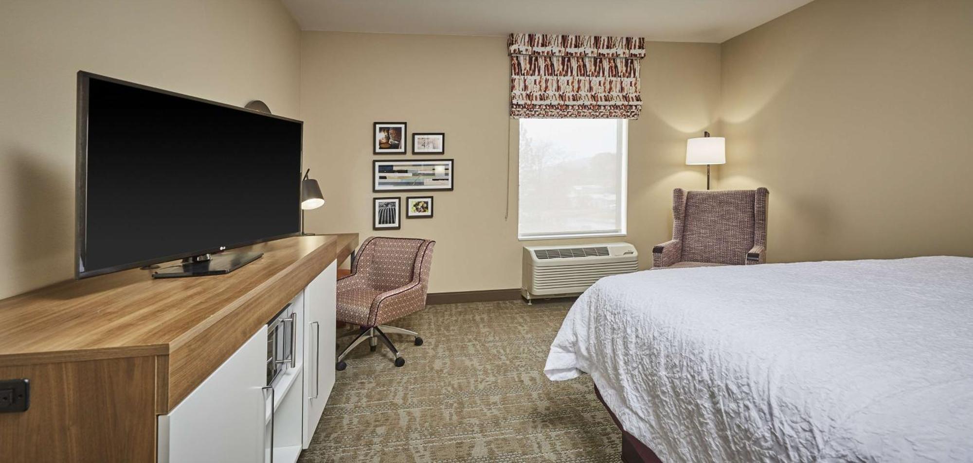 Hampton Inn & Suites Roseburg Exteriör bild