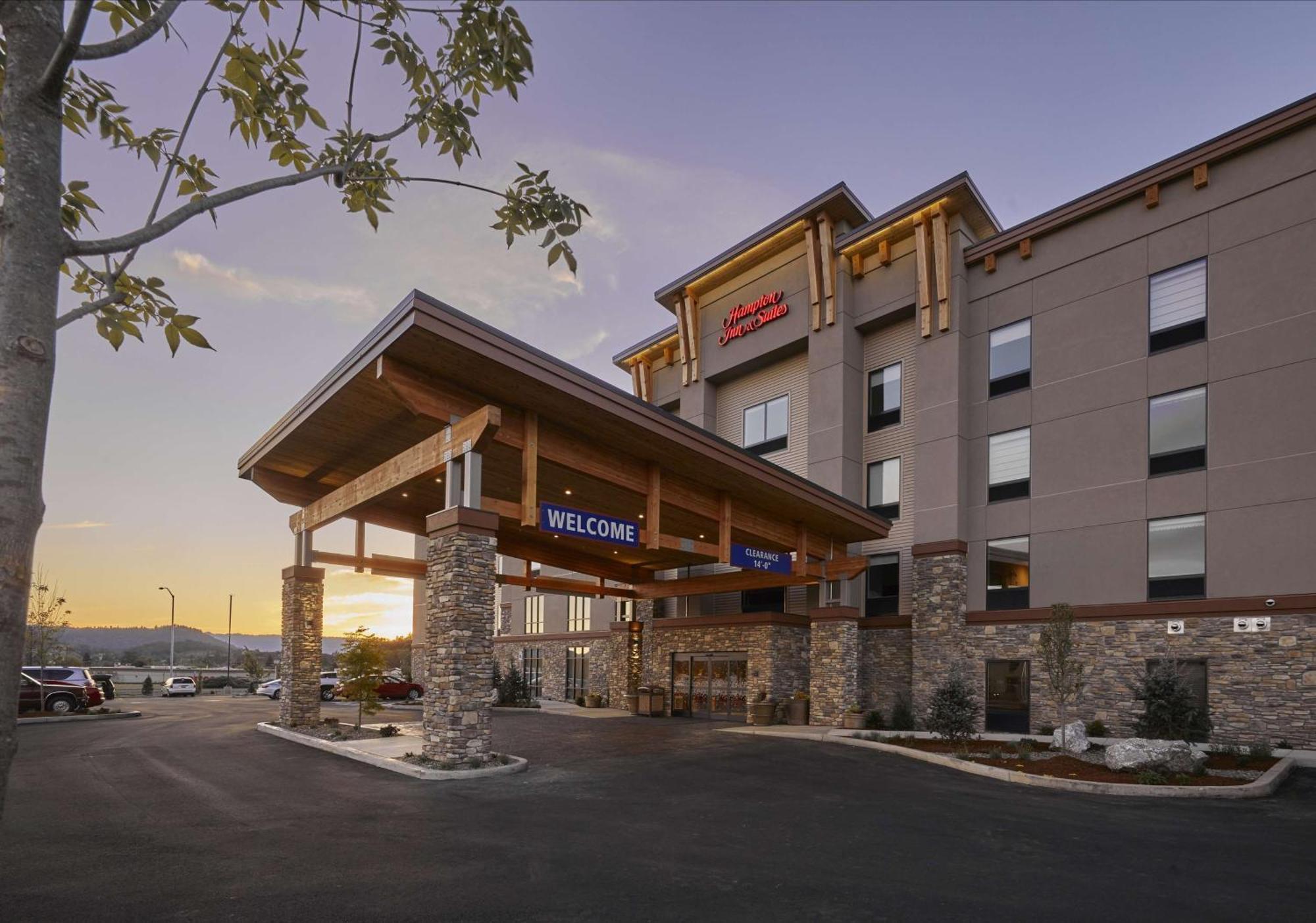 Hampton Inn & Suites Roseburg Exteriör bild